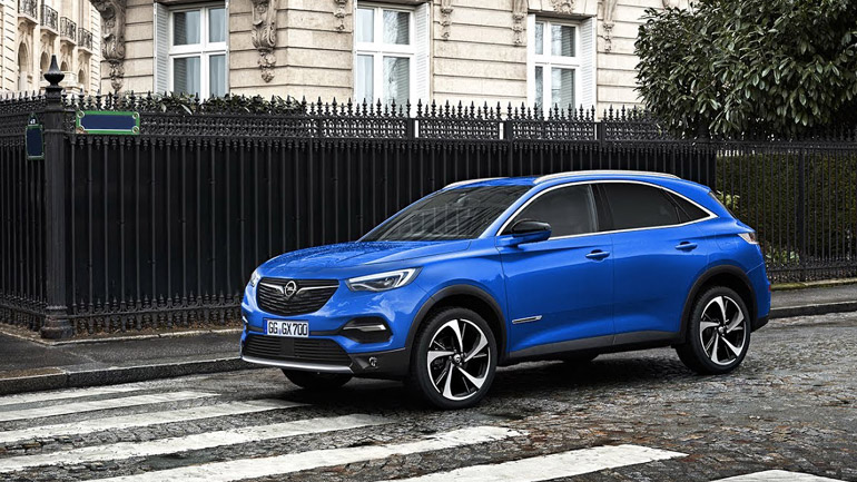 To PSA Group βάζει στον «πάγο» το μεγάλο SUV της Opel